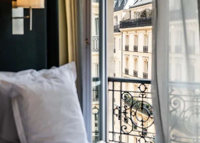 Hôtel Bassano Paris